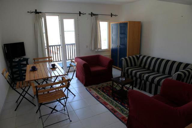 Emelce Apart Bodrum Rum bild
